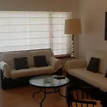 Piso De 3 Habitaciones, Con Garaje Incluido, A 1500 Metros De La Catedral *