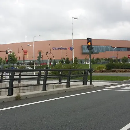 Lägenhet Piso De 3 Habitaciones, Con Garaje Incluido, A 1500 Metros De La Catedral