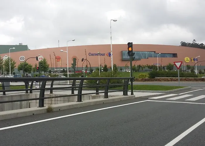 アパート Piso De 3 Habitaciones, Con Garaje Incluido, A 1500 Metros De La Catedral