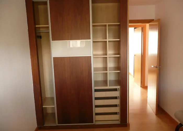 アパート Piso De 3 Habitaciones, Con Garaje Incluido, A 1500 Metros De La Catedral サンティアゴ・デ・コンポステーラ